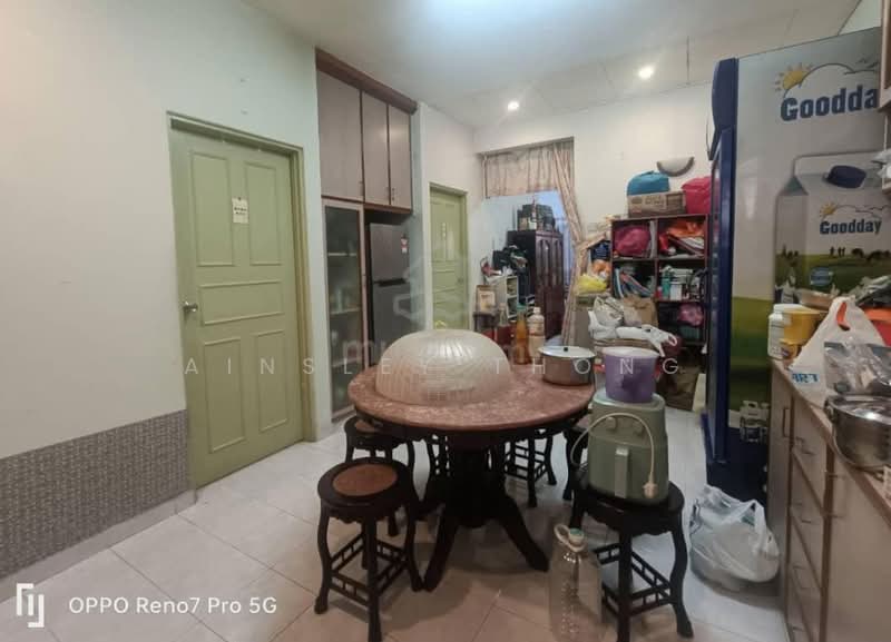 Rumah Teres 1 Tingkat untuk Dijual di Taman Desa Rishah (Ipoh) - Ainsley Thong - Kitchen - PropertyGuru.com.my