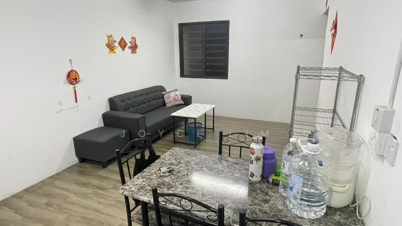 Flat for Rent at Desa Pinang 2 - JOYCE LIM - Living Room - PropertyGuru.com.my