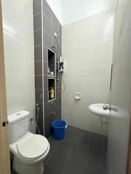 2-storey Terraced House for Sale in Setia Eco Gardens (Gelang Patah) - Pei Lu On - Bathroom - PropertyGuru.com.my