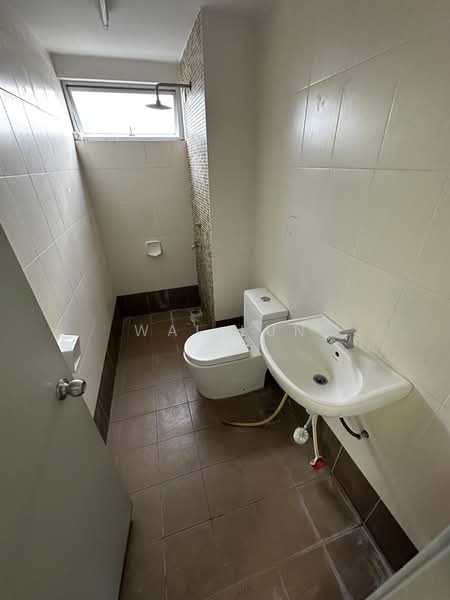 Kondominium untuk Dijual di Suasana Lumayan - Wai Lun - Bathroom - PropertyGuru.com.my
