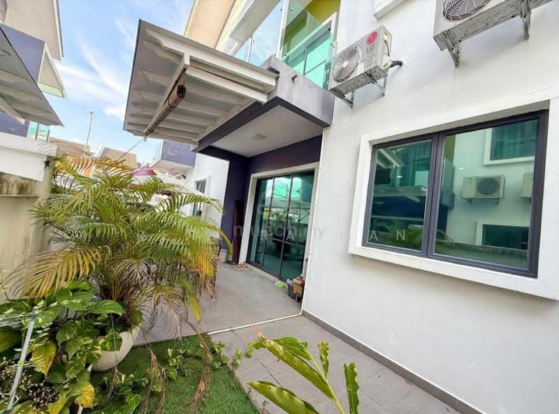 Rumah Berkembar untuk Dijual di S2 Heights (Seremban 2) - Rena Rahman - Exterior - PropertyGuru.com.my