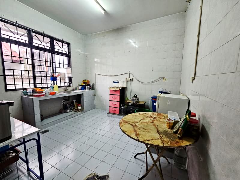 Rumah Berkembar untuk Dijual di Taman Johor Jaya (Johor Bahru) - Stella Chia - PropertyGuru.com.my