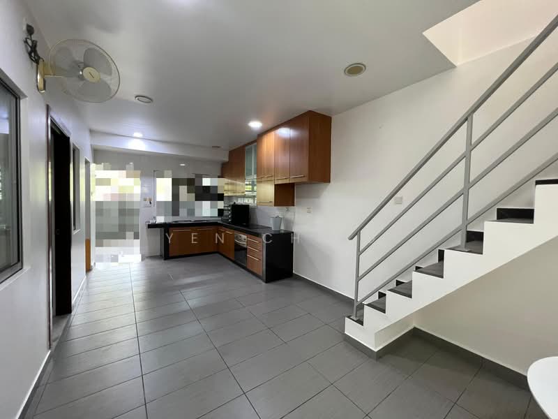 Rumah Teres 1.5 Tingkat untuk Disewa di Kepong Baru (Kepong) - Yen Ching - Kitchen - PropertyGuru.com.my