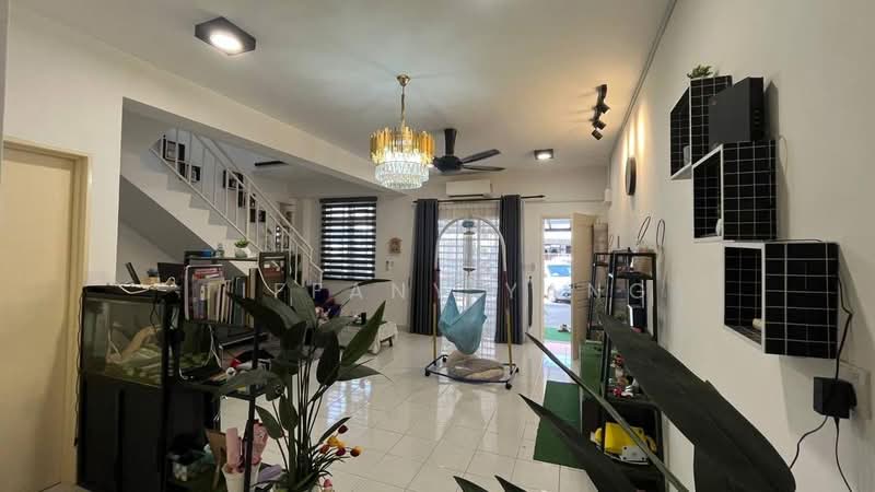 Rumah Teres 2 Tingkat untuk Dijual di Taman Bunga Raya (Serendah) - Tiffany Yang - Living Hall - PropertyGuru.com.my