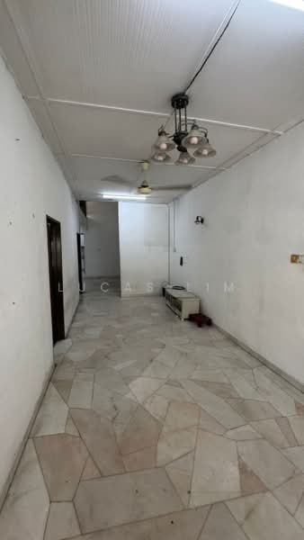 1-storey Terraced House for Rent in Bayan Baru (Penang) - Lucas Lim - Corridor - PropertyGuru.com.my