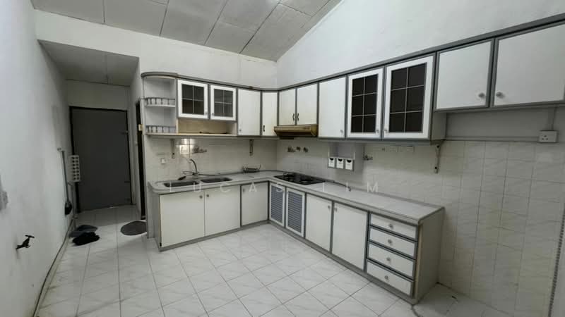1-storey Terraced House for Rent in Bayan Baru (Penang) - Lucas Lim - Kitchen - PropertyGuru.com.my