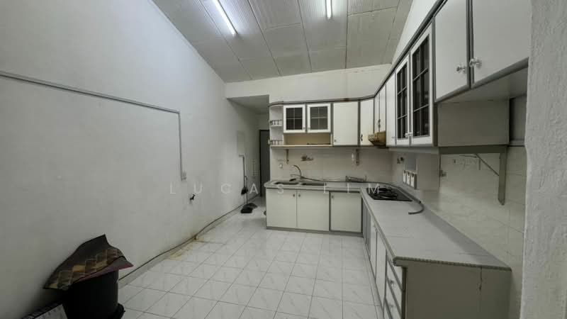 1-storey Terraced House for Rent in Bayan Baru (Penang) - Lucas Lim - Kitchen - PropertyGuru.com.my