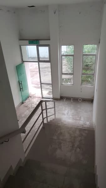 Kilang untuk Disewa di Taman Pasir Putih (Pasir Gudang) - Louis Yeo - Entrance - PropertyGuru.com.my