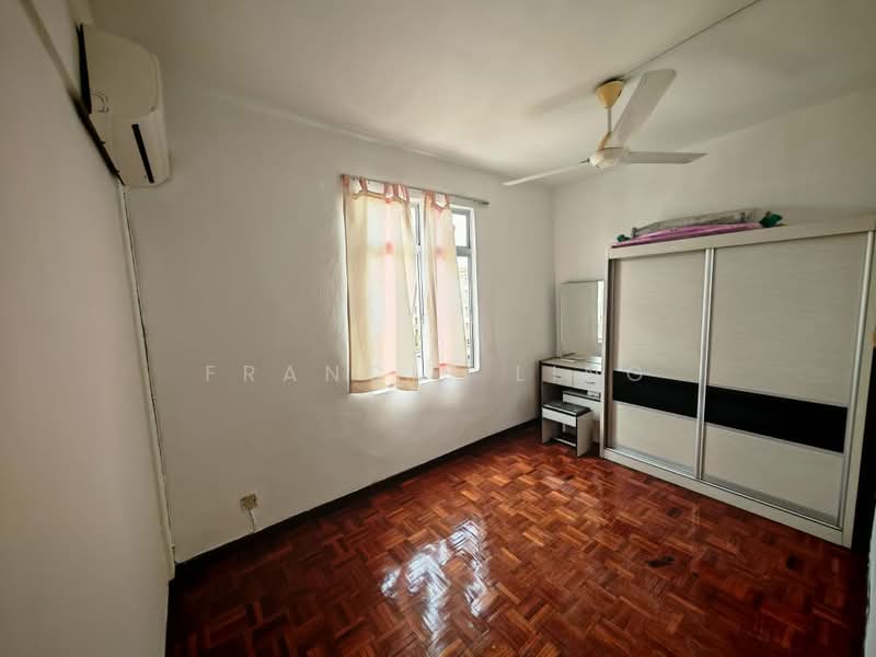 Pangsapuri untuk Disewa di Subang Perdana Goodyear Court 7 - Francis Ling - Bedroom - PropertyGuru.com.my
