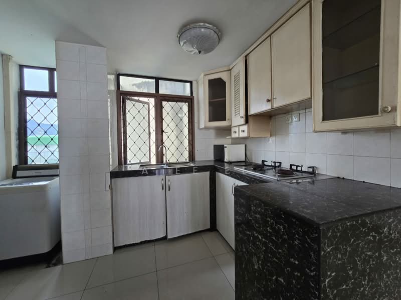 Kondominium untuk Dijual di Sunny Ville Condominium - A Ee Ee - Kitchen - PropertyGuru.com.my