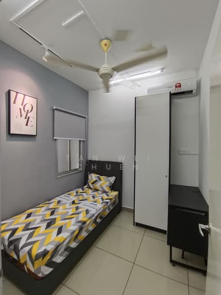 Service Residence for Rent at Platinum Lake PV 21 - Tan Wei Chuen - Bedroom - PropertyGuru.com.my
