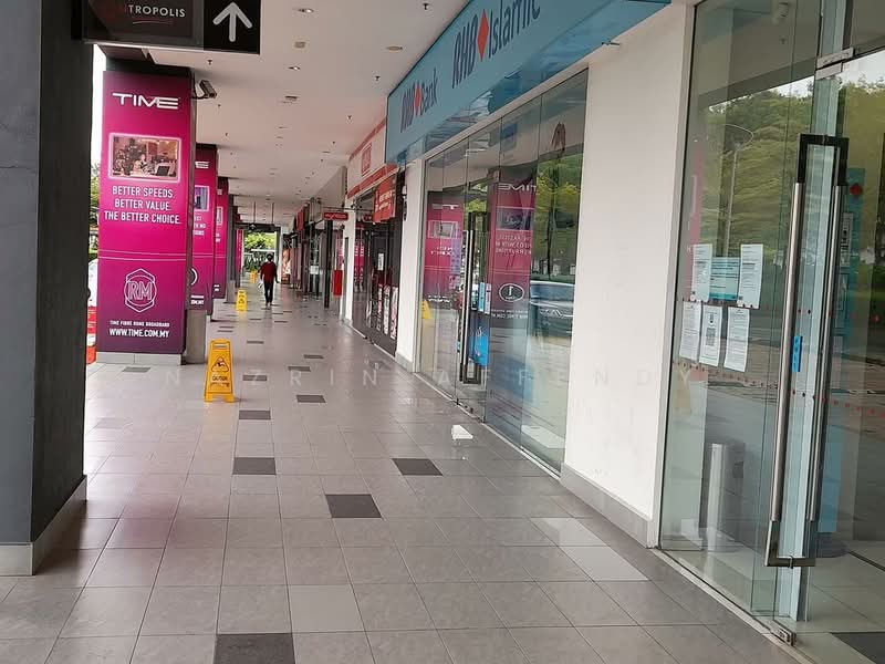 Servis Apartment untuk Disewa di Paramount Utropolis - Nazrin Affendy - Exterior - PropertyGuru.com.my