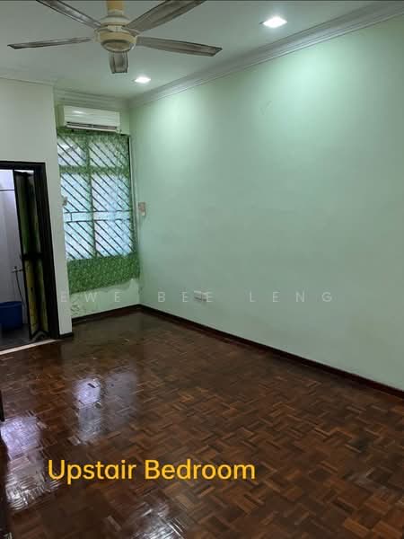 Semi-Detached House for Sale in Taman Molek (Johor Bahru) - Ewe Bee Leng - Bedroom - PropertyGuru.com.my