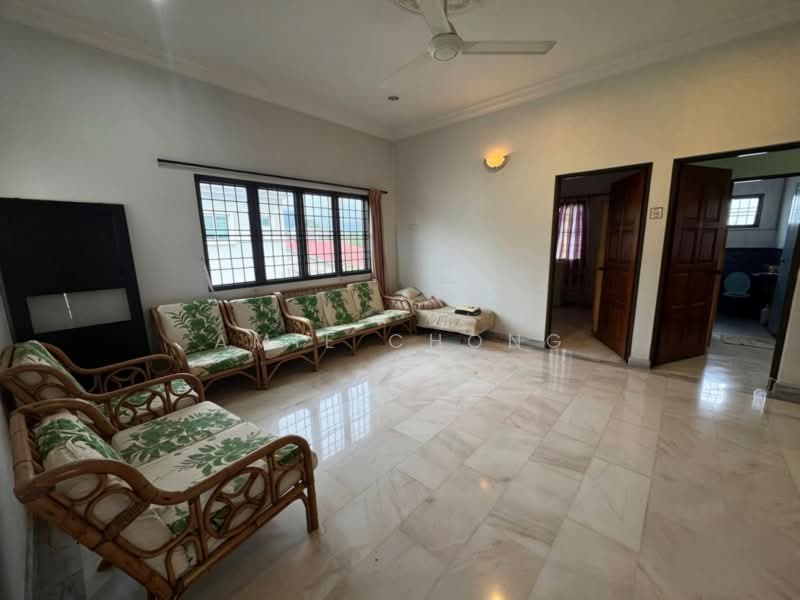 Rumah Banglo untuk Dijual di Kampung Sri Ampang (Ipoh) - Amie Chong - Living Room - PropertyGuru.com.my