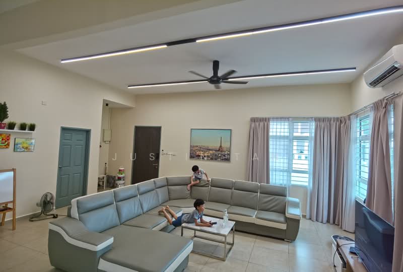 Semi-Detached House for Rent in Sepang (Selangor) - JUSTIN TAN - Living Room - PropertyGuru.com.my