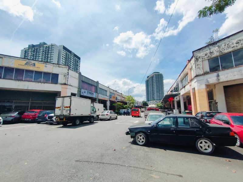 Factory for Sale in TSI Business Industrial Park (Batu) - Boon Peng - Exterior - PropertyGuru.com.my