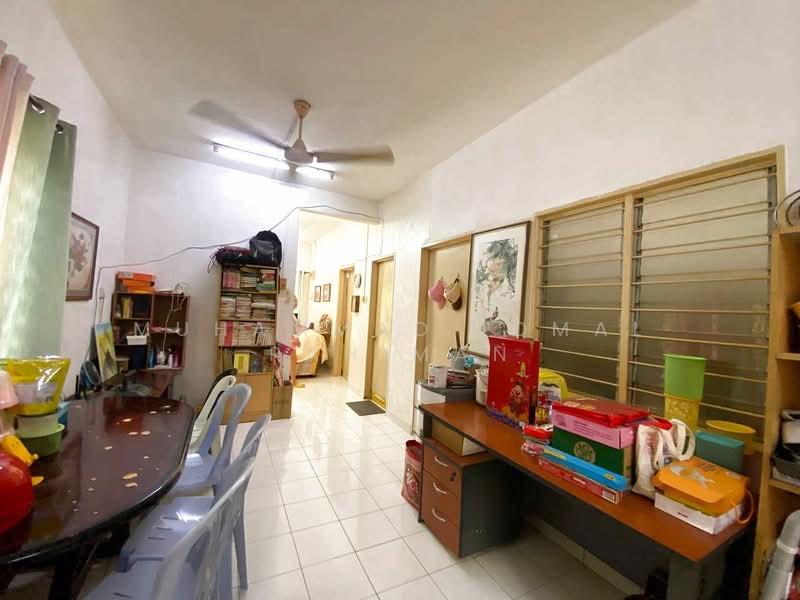 Rumah Teres 1 Tingkat untuk Dijual di Taman Pelangi Semenyih (Semenyih) - Muhammad Iqmal Rahiman - Living Room - PropertyGuru.com.my