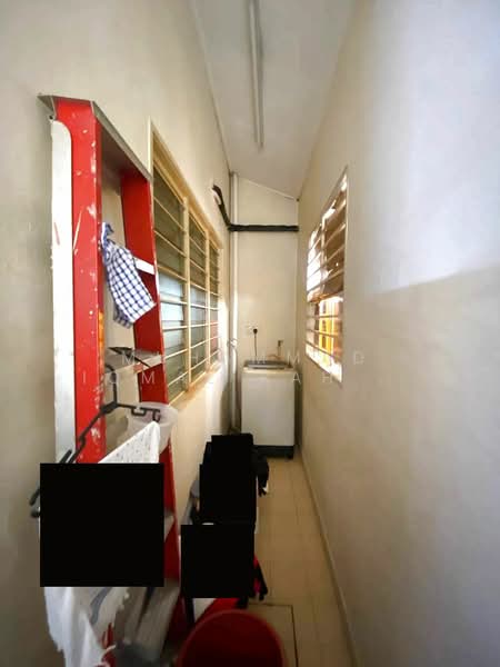 Rumah Teres 1 Tingkat untuk Dijual di Taman Pelangi Semenyih (Semenyih) - Muhammad Iqmal Rahiman - Corridor - PropertyGuru.com.my