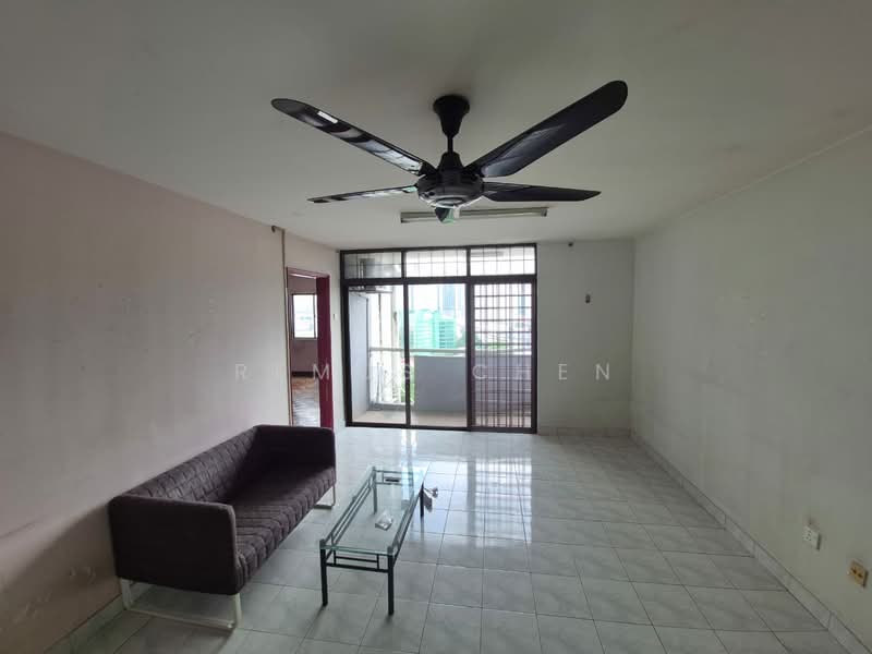 Kondominium untuk Dijual di Kenanga Point - Remus Chen - Living Room - PropertyGuru.com.my