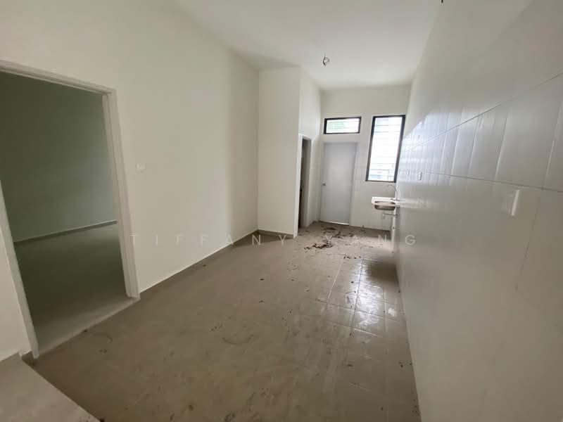 2-storey Terraced House for Sale in Bandar Tasik Puteri (Rawang) - Tiffany Yang - Kitchen - PropertyGuru.com.my