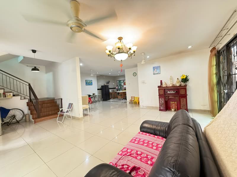Semi-Detached House for Sale in Country Heights (Kajang) - Denver Sin - Living Room - PropertyGuru.com.my