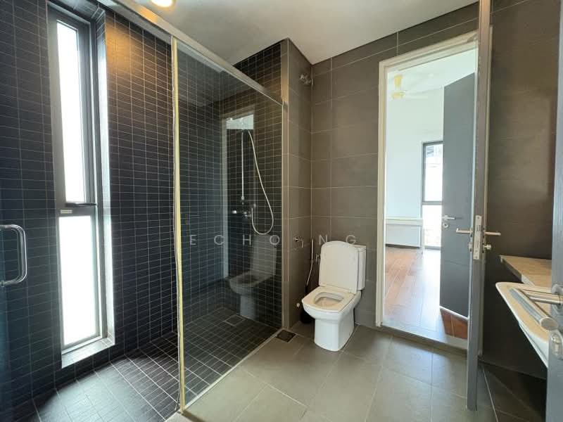 Condominium for Rent at The Breezeway - Echo Ng - Bathroom - PropertyGuru.com.my