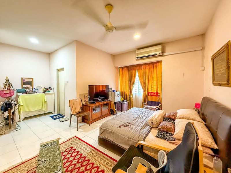 2-storey Terraced House for Sale in Alam Nusantara (Setia Alam) - Amzar Faiz - PropertyGuru.com.my