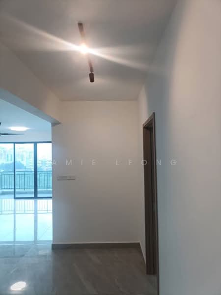 Servis Apartment untuk Disewa di Baron Residence @ Lake City - Jamie Leong - Corridor - PropertyGuru.com.my