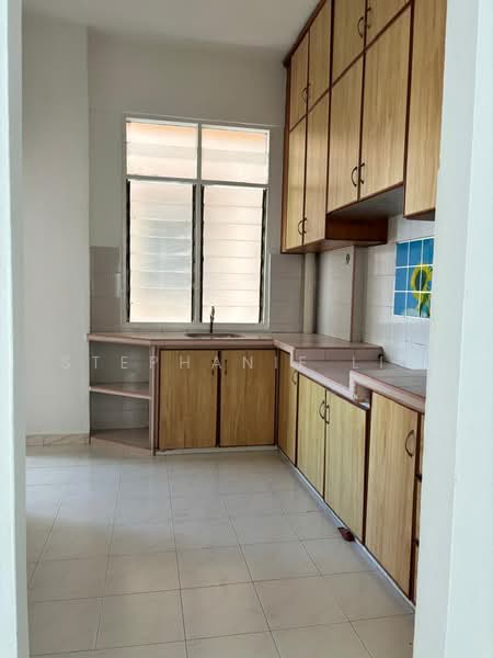 Apartment for Sale at Mewah Court - Stephanie Lim - Kitchen - PropertyGuru.com.my