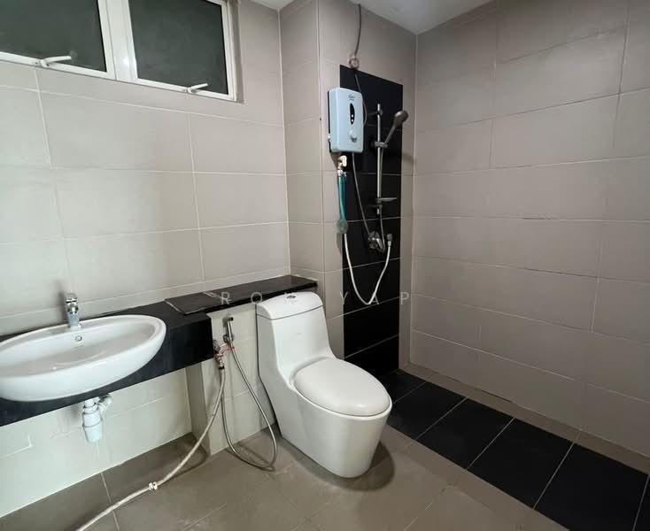 Kondominium untuk Disewa di Bayu Sentul - Ron Yap - Bathroom - PropertyGuru.com.my