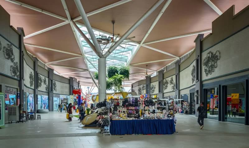 Retail Space for Rent in Iskandar Puteri (Nusajaya) (Johor) - Max Loh - Exterior - PropertyGuru.com.my