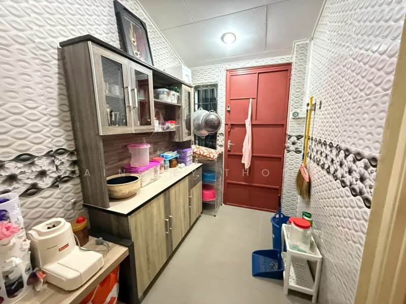 Semi-Detached House for Sale in Bandar Seri Botani (Ipoh) - Ainsley Thong - Kitchen - PropertyGuru.com.my