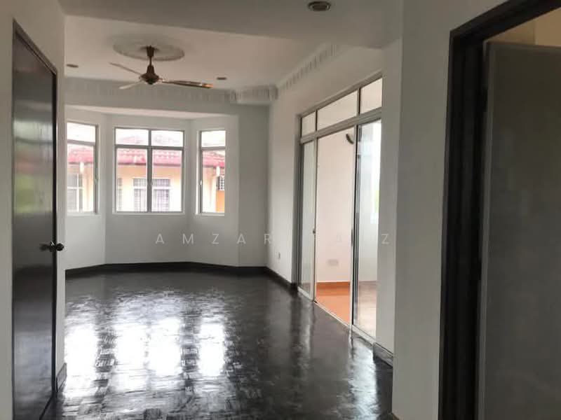 Semi-Detached House for Sale in Bandar Seri Putra (Bangi) - Amzar Faiz - PropertyGuru.com.my