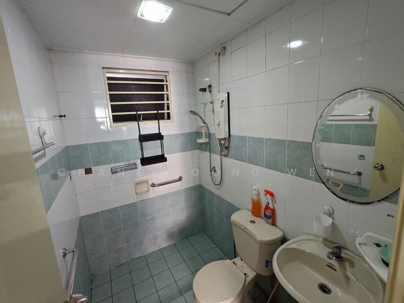 Condominium for Sale at Cengal Condominium - Chang Hoong Wen - Bathroom - PropertyGuru.com.my
