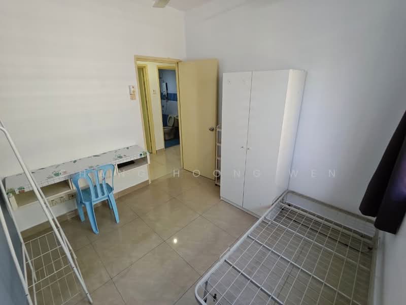 Condominium for Sale at Cengal Condominium - Chang Hoong Wen - Bedroom - PropertyGuru.com.my