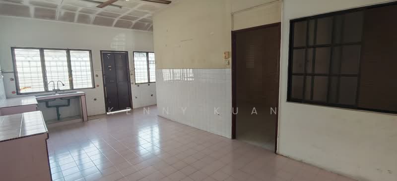 1-storey Terraced House for Sale in Petaling Jaya (Selangor) - Kenny Kuan - Kitchen - PropertyGuru.com.my