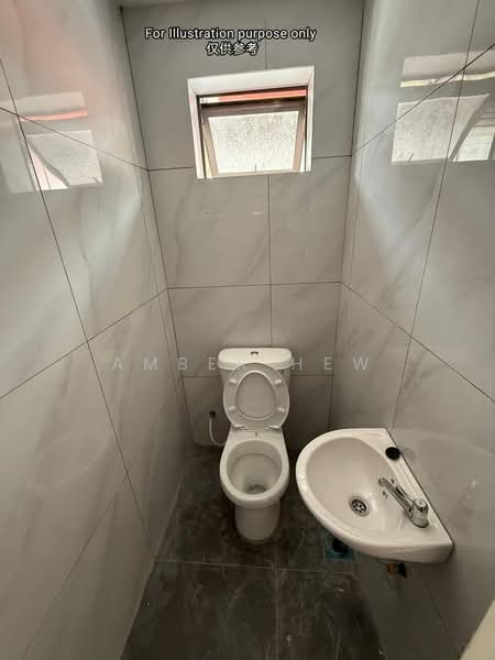 Rumah Teres 2-Tingkat untuk Dijual di Taman Johor Jaya (Johor Bahru) - Amber Hew - Bathroom - PropertyGuru.com.my