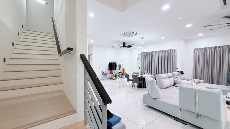 Semi-Detached House for Sale in Kajang (Selangor) - Edward Ooi - Living Room - PropertyGuru.com.my