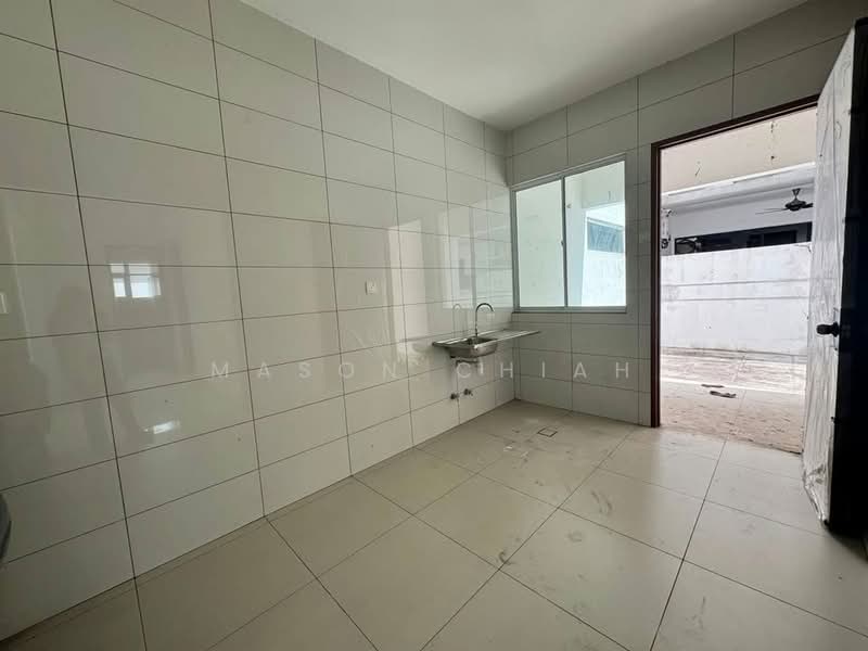 Semi-Detached House for Sale in Ambang Botanic 2 (Klang) - Mason Chiah - Kitchen - PropertyGuru.com.my