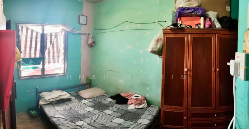 Apartment for Sale at Taman Sri Batu Caves - Ahmad Muslim - Bedroom - PropertyGuru.com.my