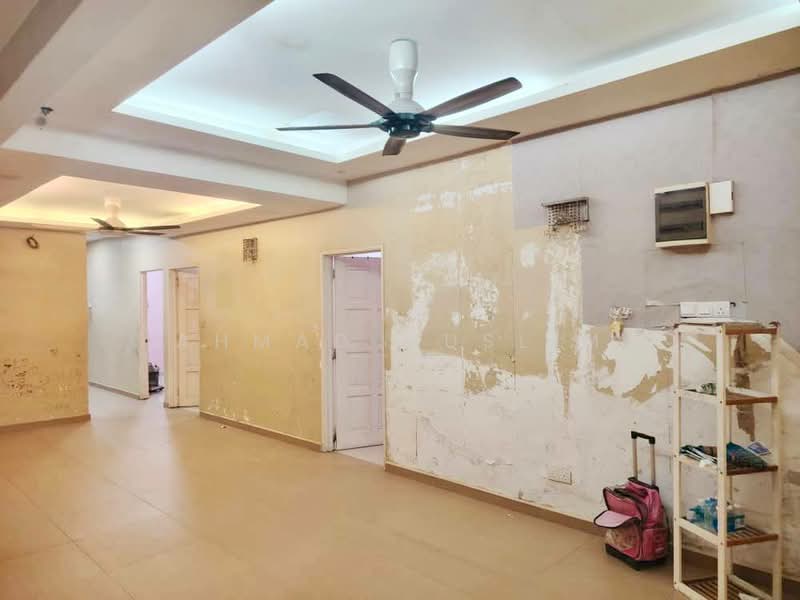 Rumah Teres 1 Tingkat untuk Dijual di Taman Pinggiran Batu Caves (Selayang) - Ahmad Muslim - Living Room - PropertyGuru.com.my