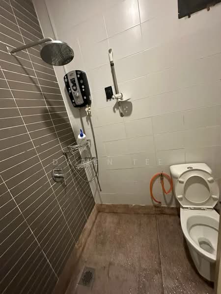 Servis Apartment untuk Disewa di Palazio - Daren Tee - Bathroom - PropertyGuru.com.my