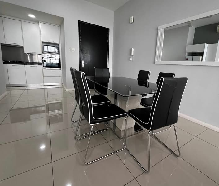 Condominium for Rent at The WaterEdge (Pinggiran Air) - Kai Jing - Dining Room - PropertyGuru.com.my