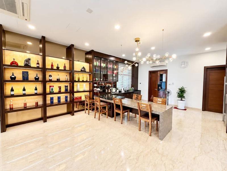 Bungalow House for Sale in Saujana (Selangor) - Vincent Liaw - Dining Room - PropertyGuru.com.my