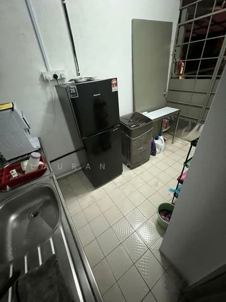Rumah Teres 2 Tingkat untuk Disewa di Bandar Utama (Selangor) - Lauran Chuah - Kitchen - PropertyGuru.com.my