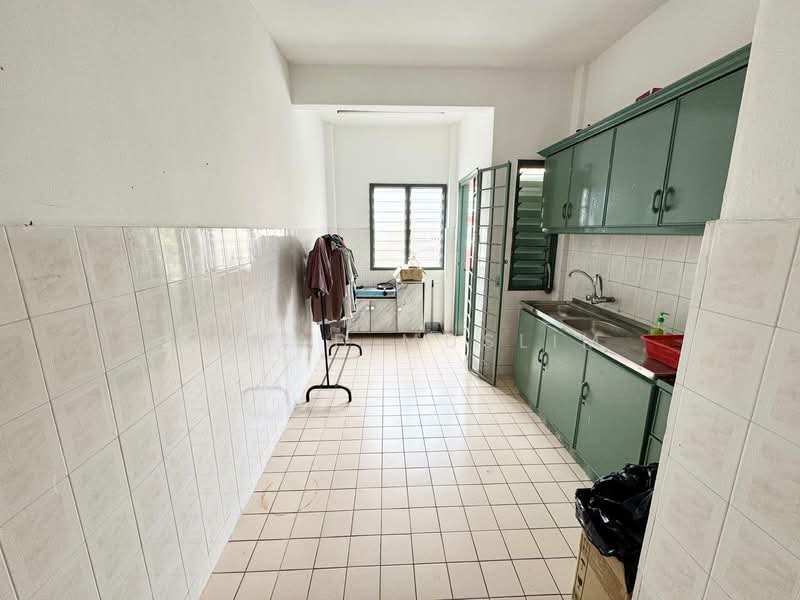 Pangsapuri untuk Dijual di Casa Venicia Apartment - Ahmad Muslim - Kitchen - PropertyGuru.com.my
