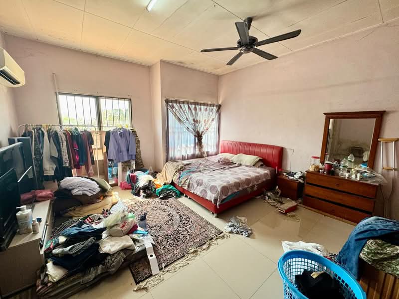 2-storey Terraced House for Sale in Bandar Tasik Puteri (Rawang) - Ahmad Muslim - Bedroom - PropertyGuru.com.my