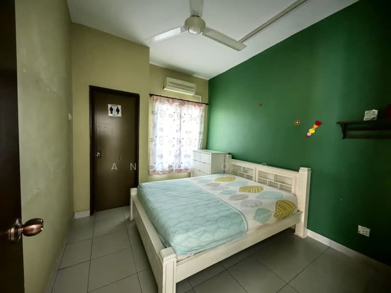 2-storey Terraced House for Sale in Bandar Teknologi Kajang (Kajang) - Andy Wong - Bedroom - PropertyGuru.com.my