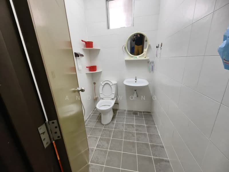 2-storey Terraced House for Sale in Bandar Teknologi Kajang (Kajang) - Andy Wong - Bathroom - PropertyGuru.com.my