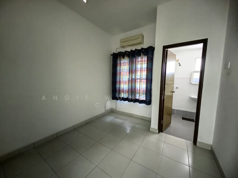 2-storey Terraced House for Sale in Bandar Teknologi Kajang (Kajang) - Angie Wong Poh Choo - Interior - PropertyGuru.com.my